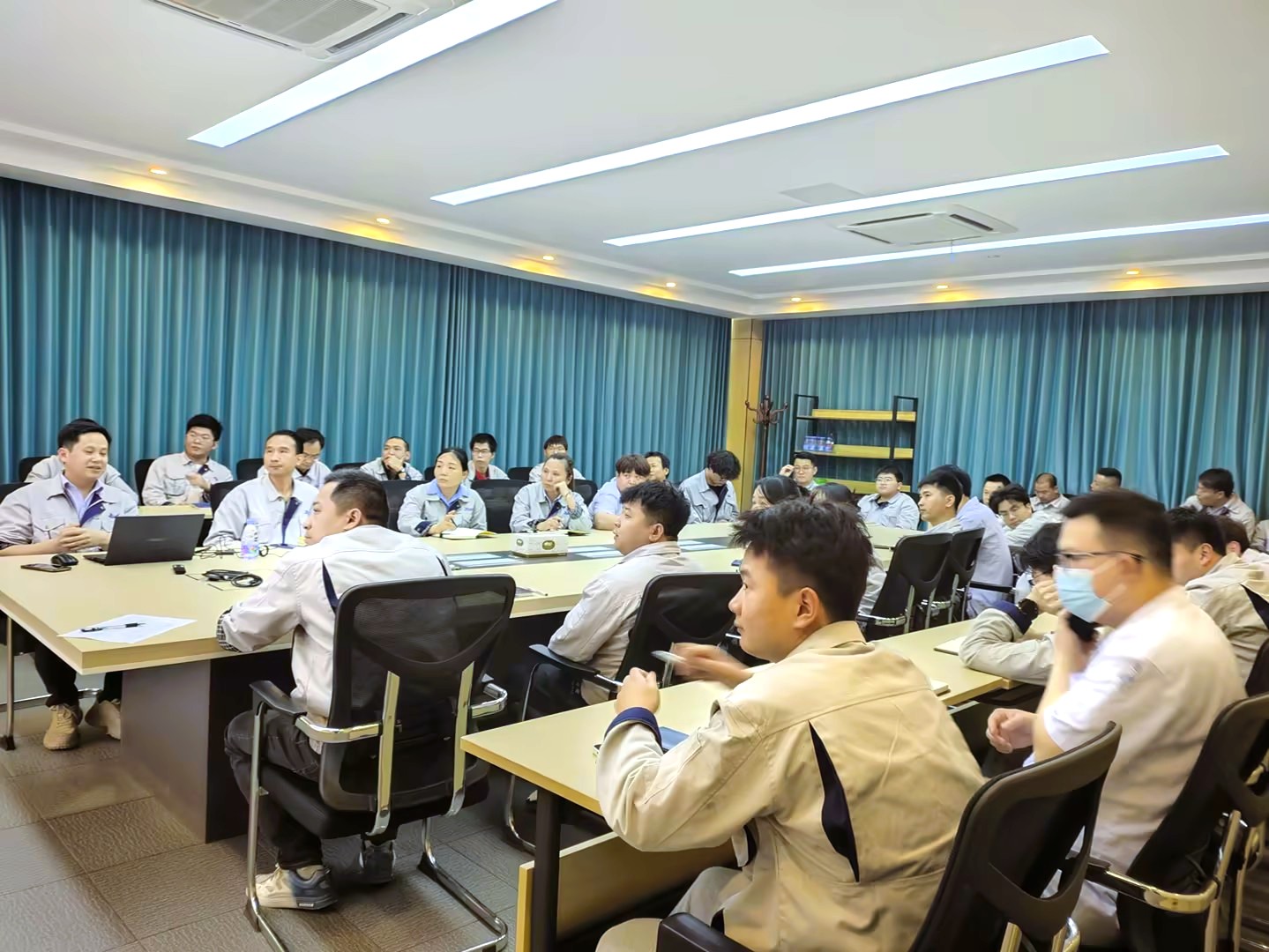 ��ҳ|�����������ǲ��������